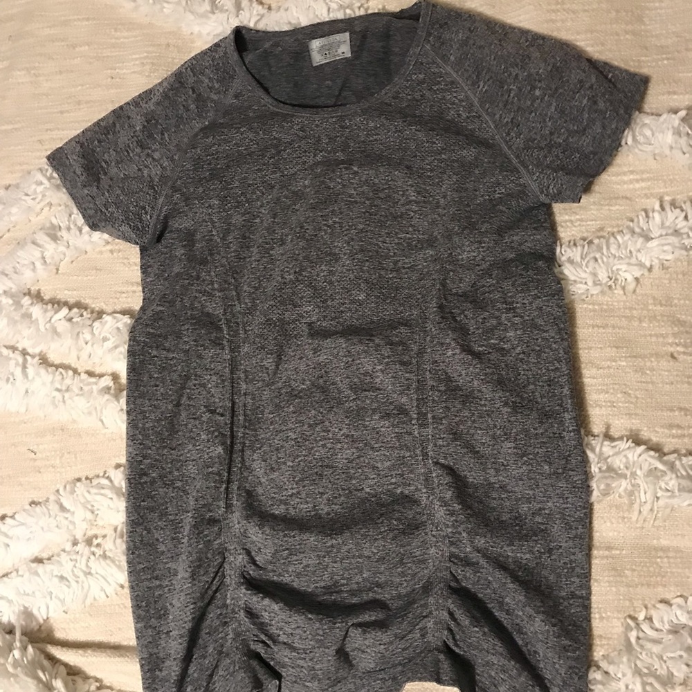 Athleta short sleeve athletic top